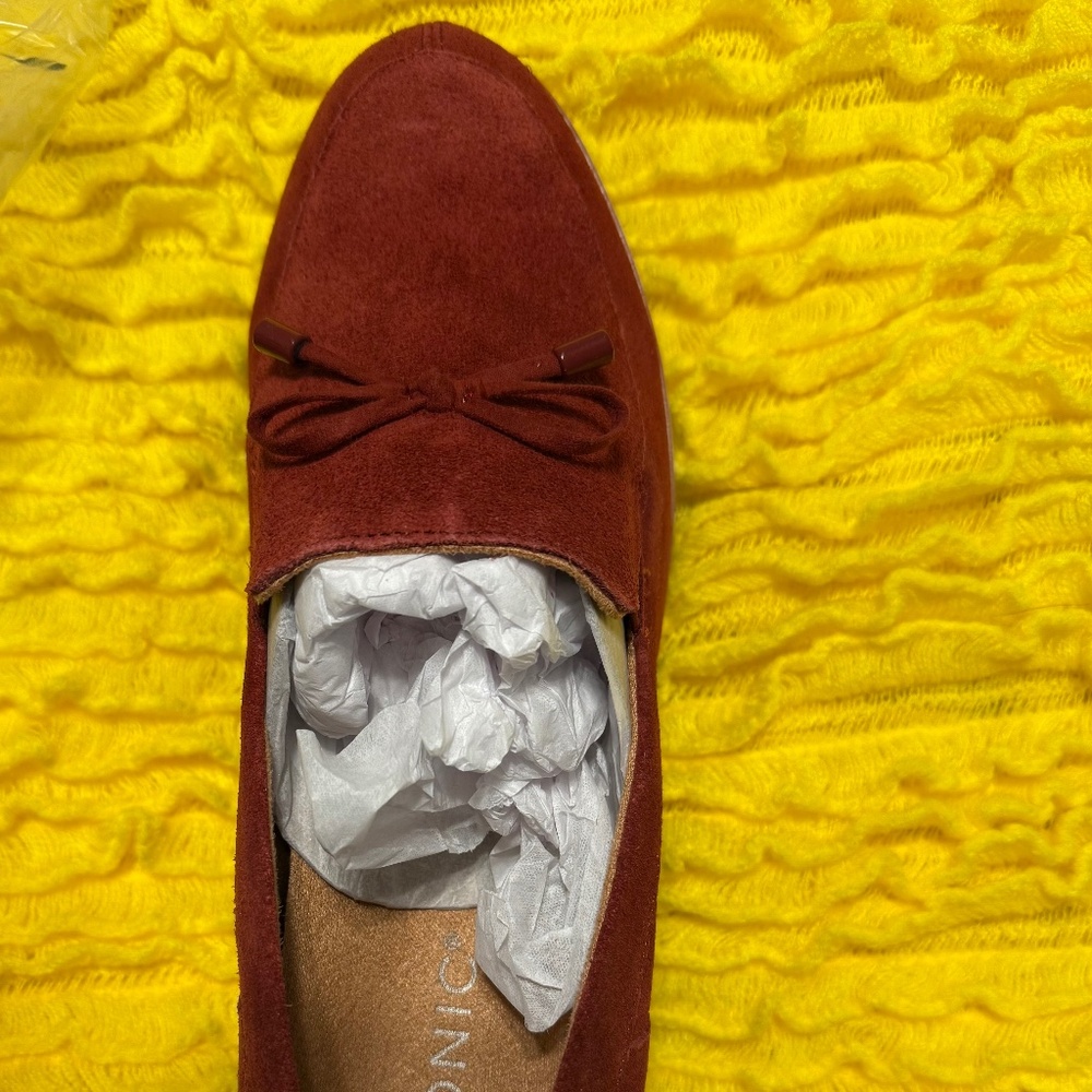 Brand New, Vionic, Suede, Loafers. $119 MSRP, Black Cherry, Size 9.5